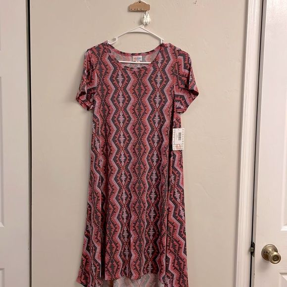 NWT Lularoe Carly & Earring Set